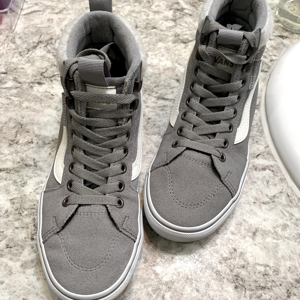 Vans® Filmore Vansguard Women's High-Top Skate Shoes
5.5, Drizzle Gray White